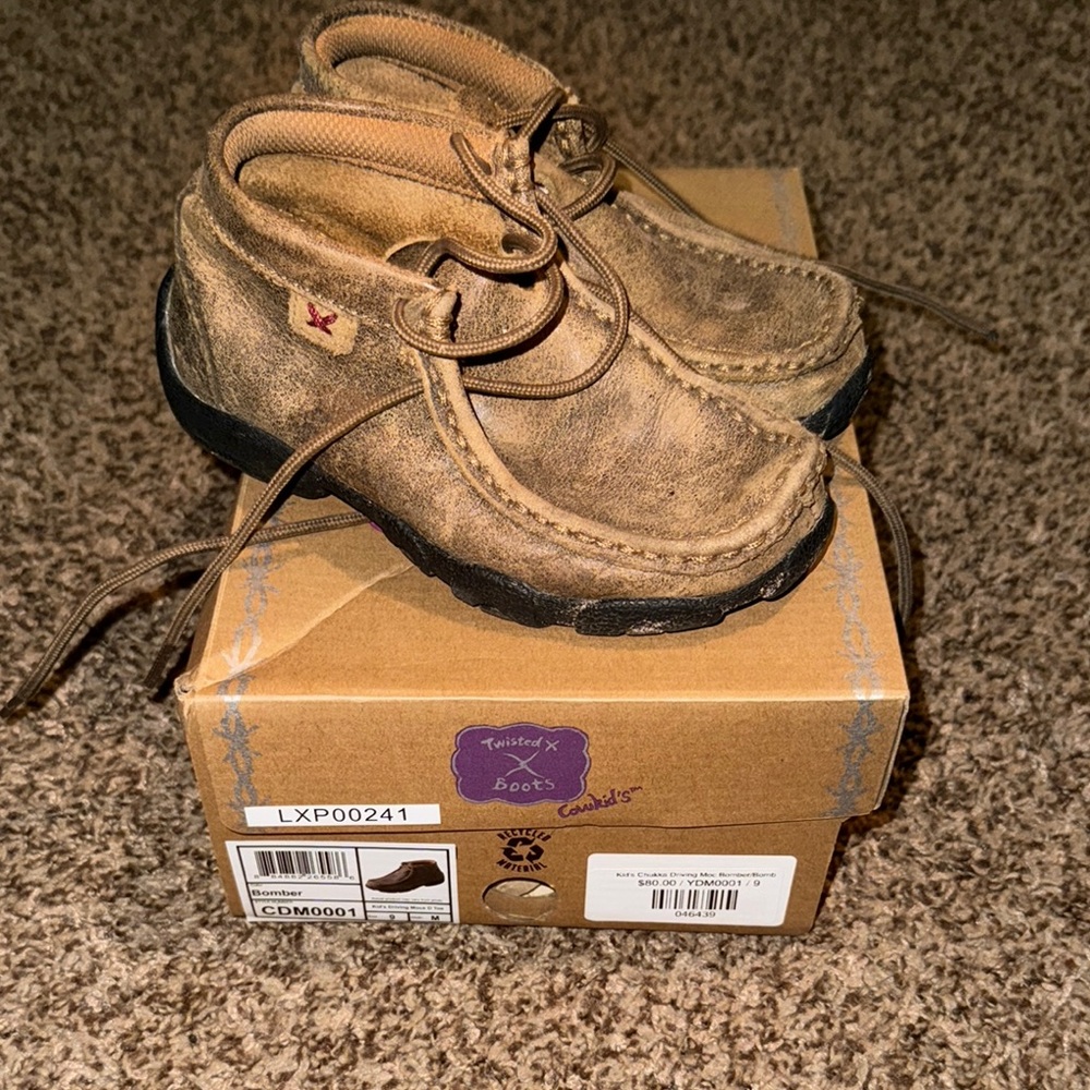 Twisted X Tan and Black Boots with Rugged Tread
